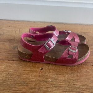 Birkenstock 34 Rio pink sandals girls shimmer